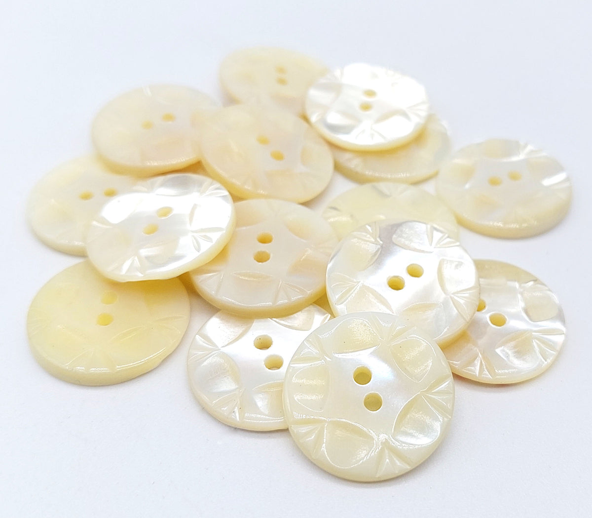 Shell Clothing Buttons - Natural & Dyed Shell Buttons | Sterling Button ...