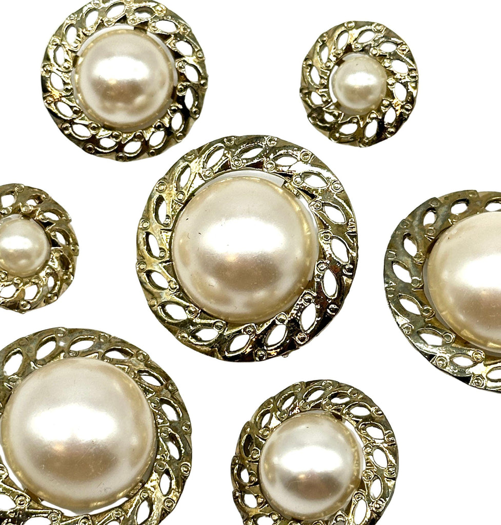Shank Button Gold Rim Vintage Buttons for Sale | The World's Largest Vintage Button Archive ...